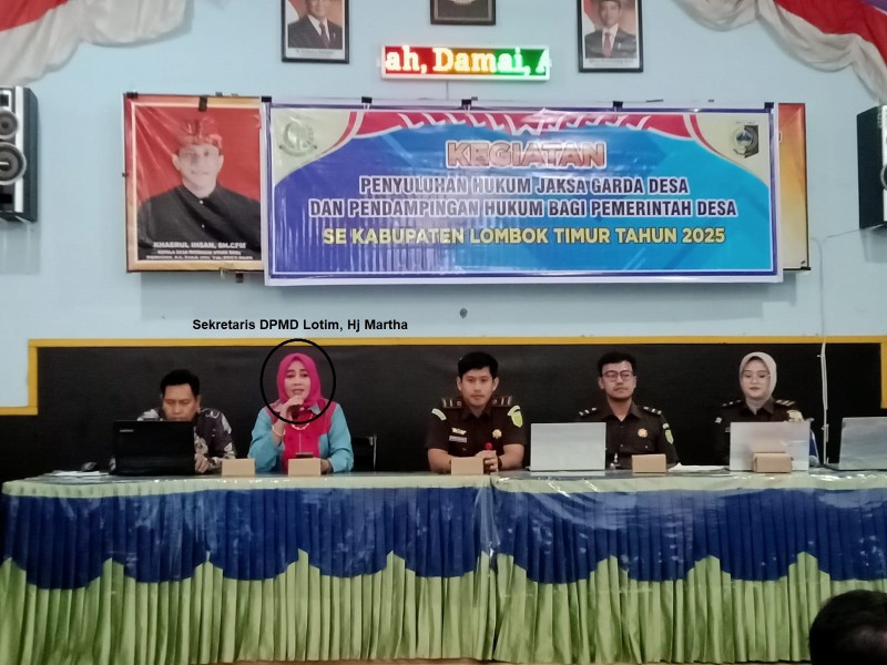 Foto Suasana Khidmat saat Penyuluhan Hukum Program Garda Desa untuk Pemdes Kabupaten Lotim yang Diinisiasi oleh Kejari Bersama Dinas PMD pada Kamis (21/8/2025) Foto Suasana Khidmat saat Penyuluhan Hukum Program Garda Desa untuk Pemdes Kabupaten Lotim yang Diinisiasi oleh Kejari Bersama Dinas PMD pada Kamis (21/8/2025)